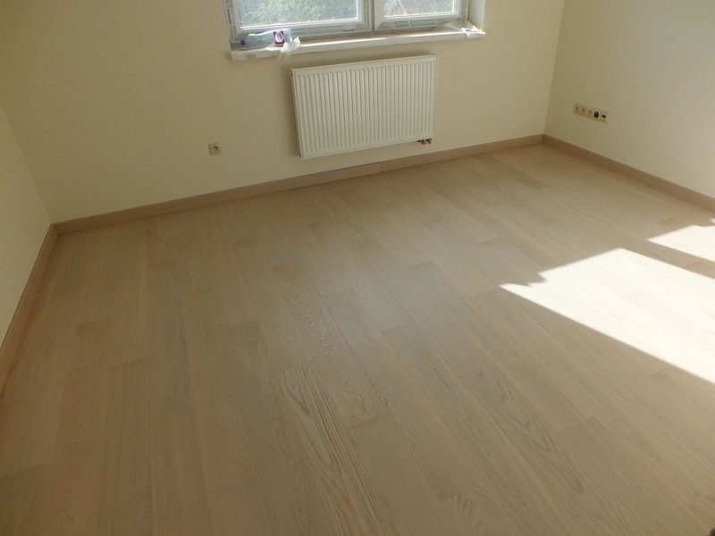 Drevená podlaha BerryAlloc 11mm – Les Essentiels Albatre Naturel 01