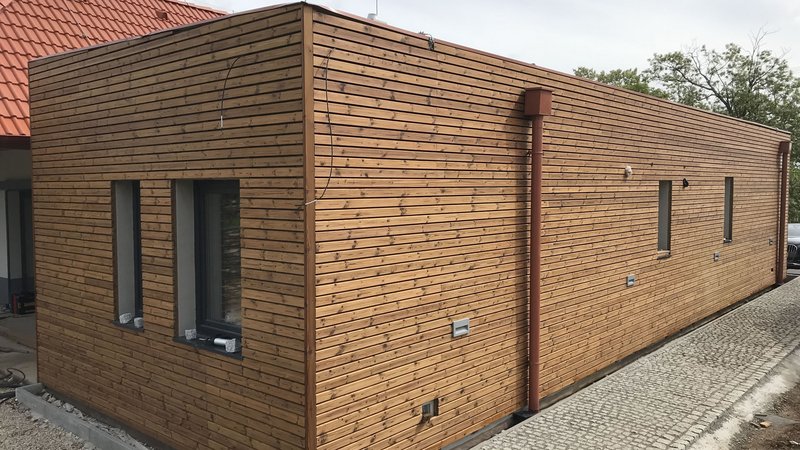 Drevená fasáda – Termo Borovica prevedenie Rombus
