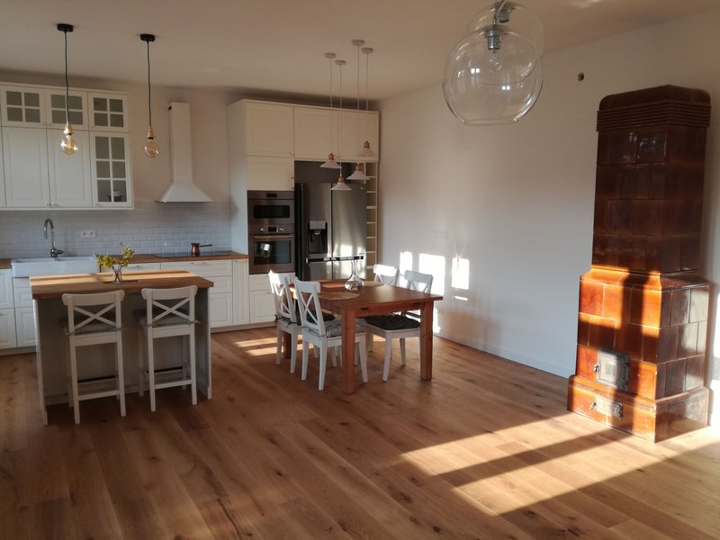 Drevené parkety Dub Antque – olej Natural, 4V špára, kefovaný povrch