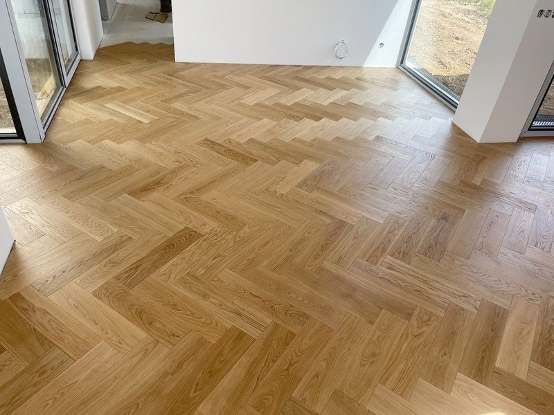 Drevené parkety Herringbone 90° - vzor stromček