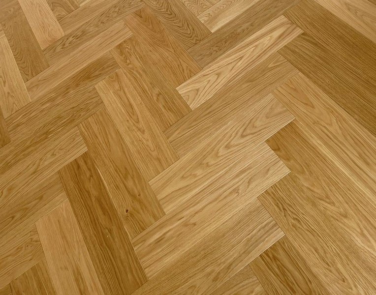 Drevené parkety Herringbone 90° - vzor stromček
