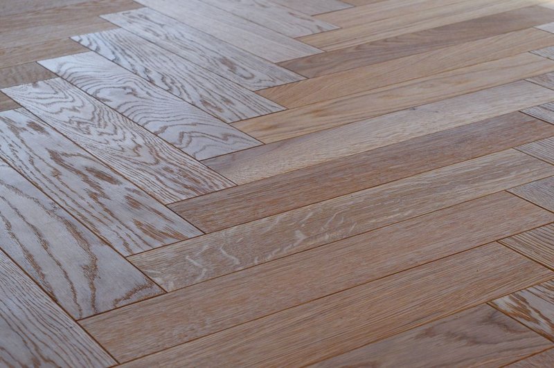 Drevené parkety vzor ukladania Stromček (Herringbone)