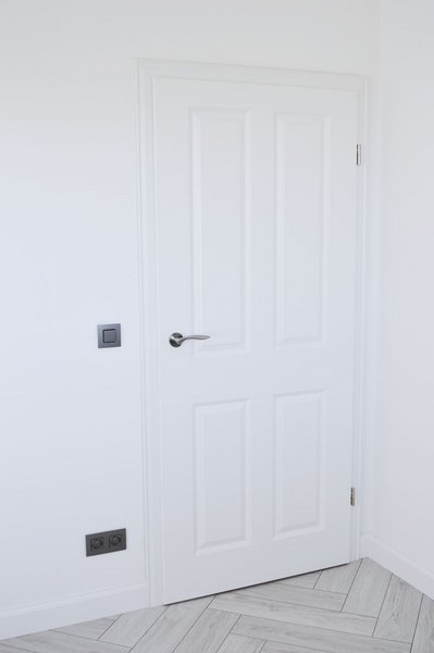 Dvere Carolina vzor 2, farba biela RAL 9016
