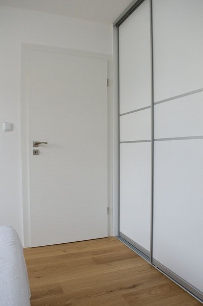 Dvere Hörmann DesignLine Concepto – Bridlica biela