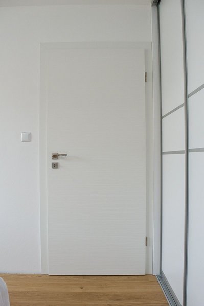 Dvere Hörmann DesignLine Concepto – Bridlica biela