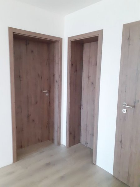 Dvere Hormann Baseline – Duradecor Tmavý dub