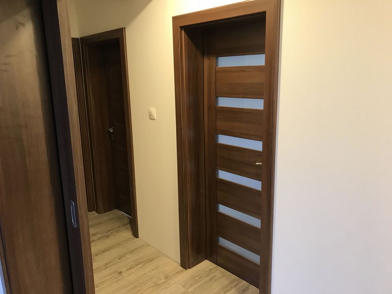 Dvere rámové ATVYN, Typ P-1, P-3, dekór Orech Aida Tabakvý H3704 ST 15