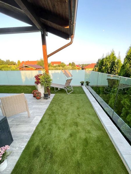 Exkluzívny luxusný trávový koberec Daisy