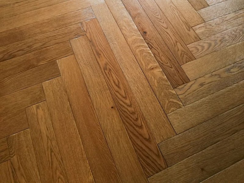 Herringbone podlaha – kolekcia Provence postaršený povrch