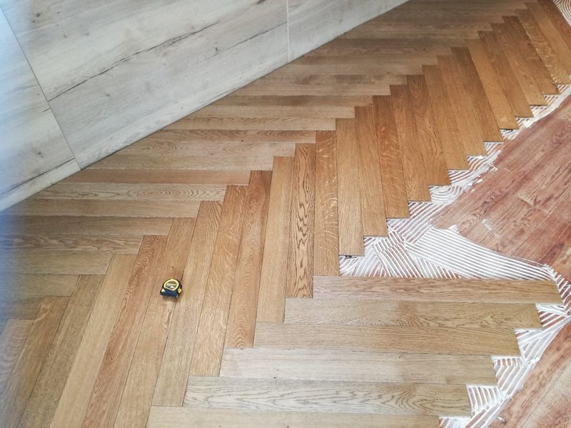 Herringbone podlaha – kolekcia Provence postaršený povrch
