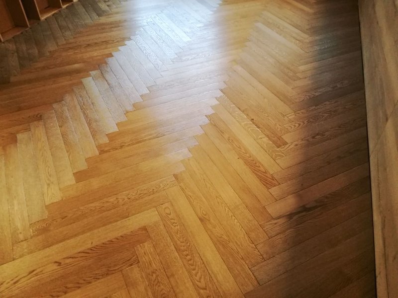 Herringbone podlaha – kolekcia Provence postaršený povrch