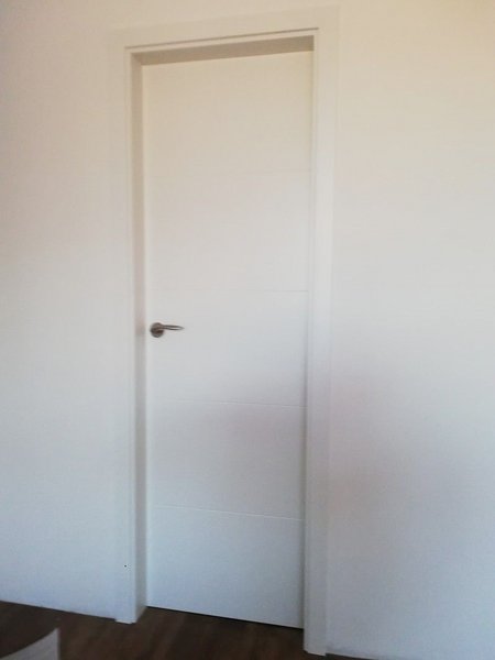 Hormann DesignLine Groove 15, farba Biela lak RAL 9016