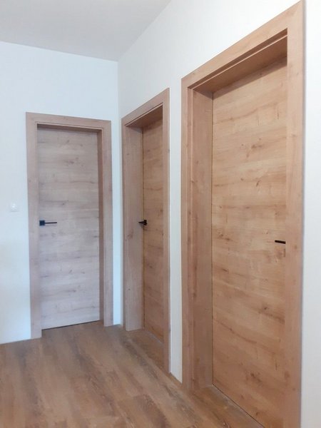 Hormann dvere laminát – Divoký dub priečna štruktúra