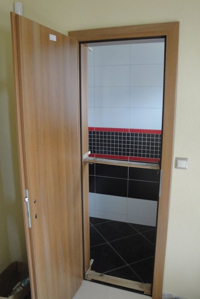 Interiérové dvere – ATVYN, model B-1, dekór Orech prírodný H3703 ST15, sklo Matelux