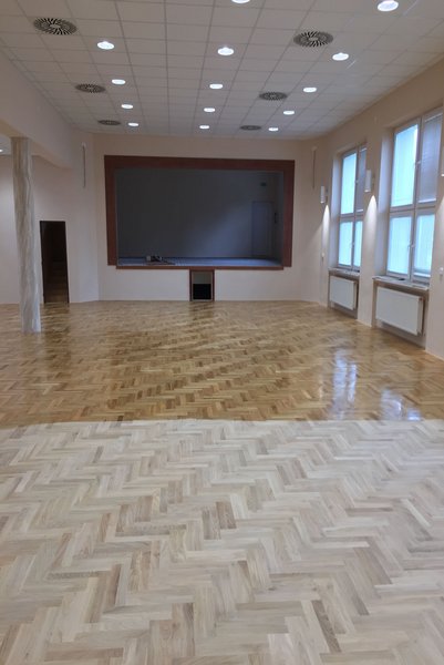Masívna drevená parketa – vzor dvojitý stromček