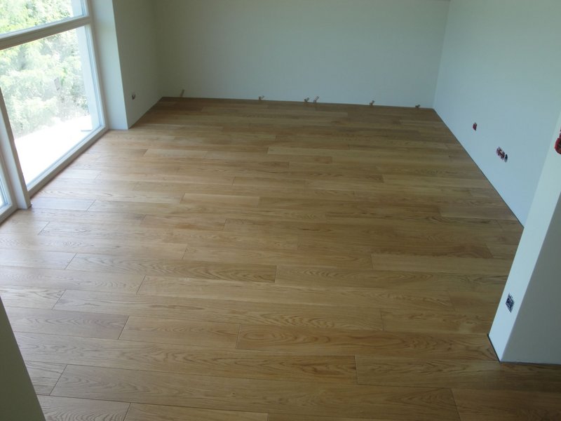 Masívna Dubová dlážkovica 20mm - triedenie Prémium
