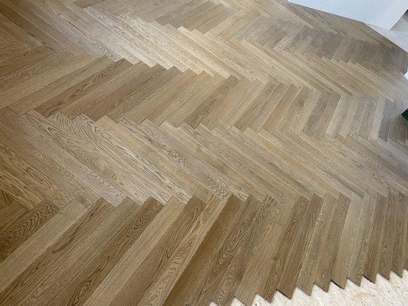 Parkety ukladané do Stromčeka – Herringbone 90°