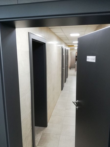 Plné laminátové dvere vo farbe Graphite metalic F503 ST2