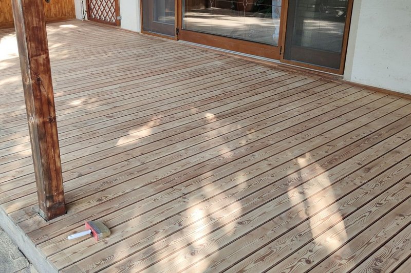 Renovácia terasy zo Sibírsky smrekovec