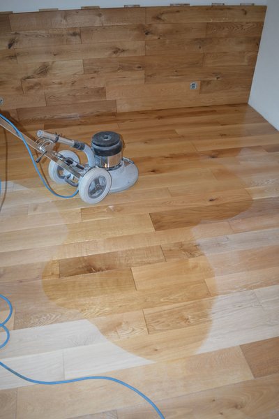 Sanacia-starej a montaž novej masivnej podlahy