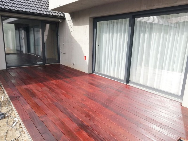 Stabilné drevo na terasy – exotická drevina Merbau