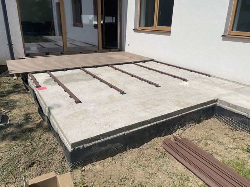 Terasové dosky plný profil NATUR PLUS farba Teak