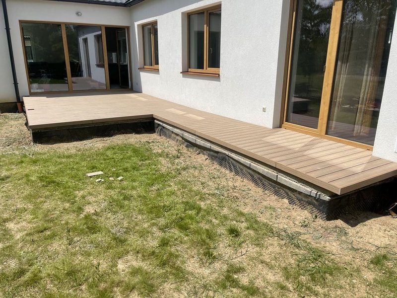 Terasové dosky plný profil NATUR PLUS farba Teak